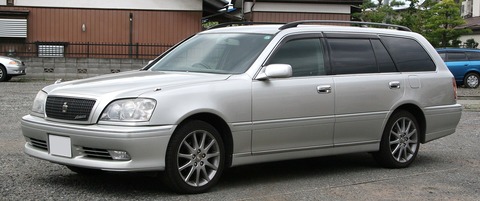 1999-2001_Toyota_Crown_Estate_Athlete_Four