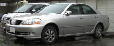 1920px-2002-2004_Toyota_Mark_II