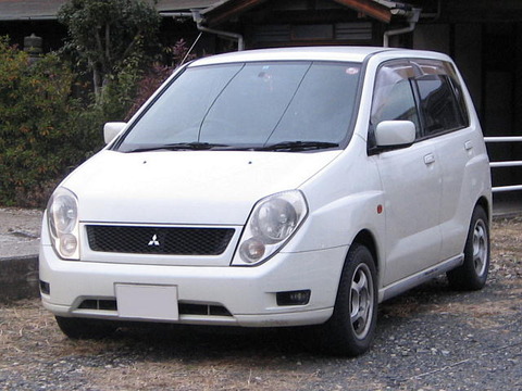 Mitsubishi-miragedingo_1st_zenki-front