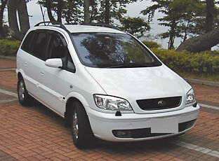 Subaru_Traviq_front