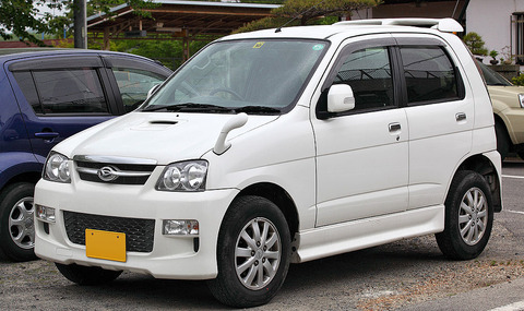 1024px-Daihatsu_Terios_Kid_003