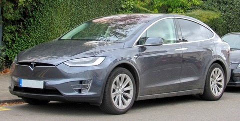 2017_Tesla_Model_X_100D_Front