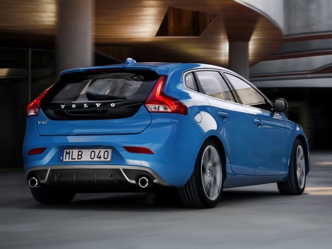 Volvo-V40-R-Design-06