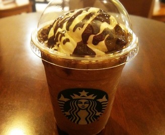 販売終了間近 スタバのフレッシュバナナ チョコレートクリームフラペチーノ Nakacocoのおいしいものさがし 販売終了間近 スタバのフレッシュバナナ チョコレートクリームフラペチーノ Nakacocoのおいしいものさがし