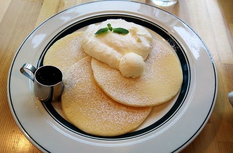 Gramで一番リーズナブルなクラシックパンケーキ Nakacocoのおいしいものさがし Gramで一番リーズナブルなクラシックパンケーキ Nakacocoのおいしいものさがし