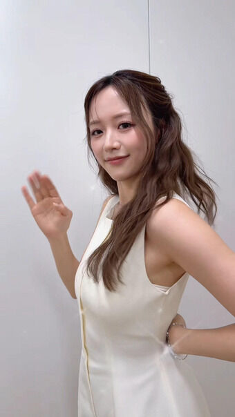 【画像】森香澄アナが胸を揺らしながら踊ってしまう！！【GIF動画あり】