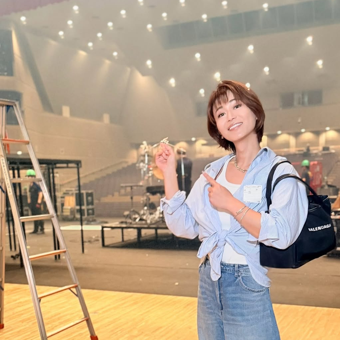 【画像】学生向けの講演会、お色気要素が強すぎると話題になってしまうｗｗｗｗｗｗｗ