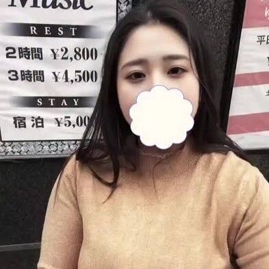 【画像】こういう恵体メロン女子って名器率マジで高くないか？