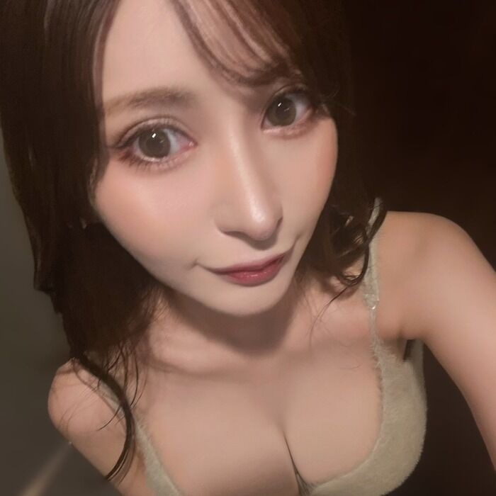 【画像】第一印象に反してぐうシコな∧∨女優さんが見つかるwwwwww