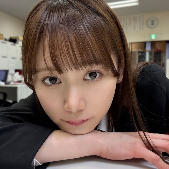 【画像】女性事務員さん「私のアソコ、名器らしいです…」←無事に∧∨デビューしてしまうｗｗｗｗｗｗｗ