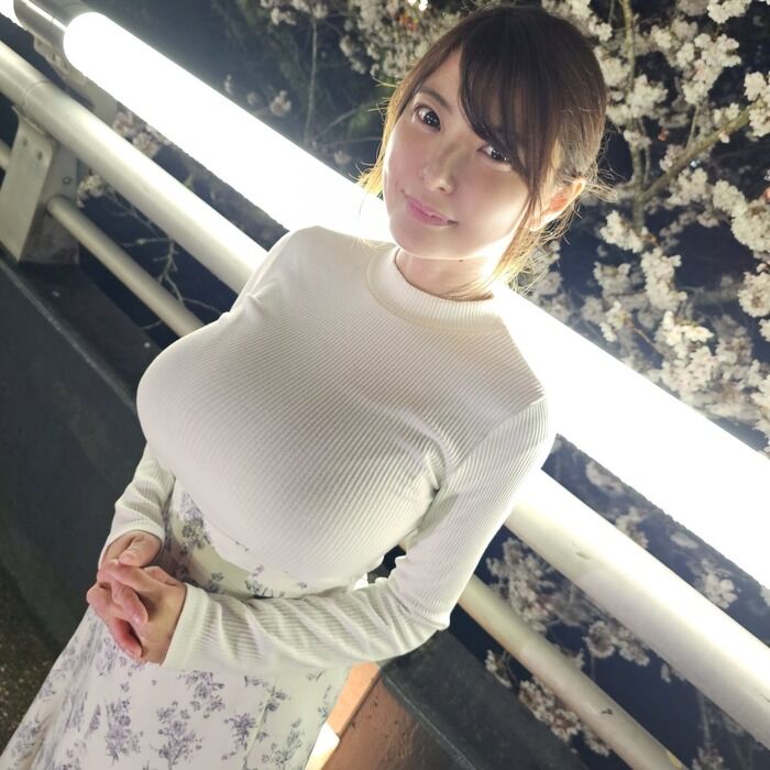 【画像】147センチJカップのグラドルさん、エ□すぎて∧∨デビューを期待されてしまうｗｗｗｗｗｗｗ