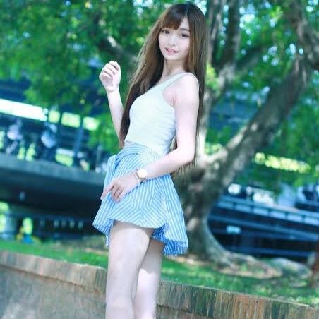 【動画】女子のパ○ティを至近距離で拝める画期的な方法が見つかるｗｗｗｗｗｗｗ
