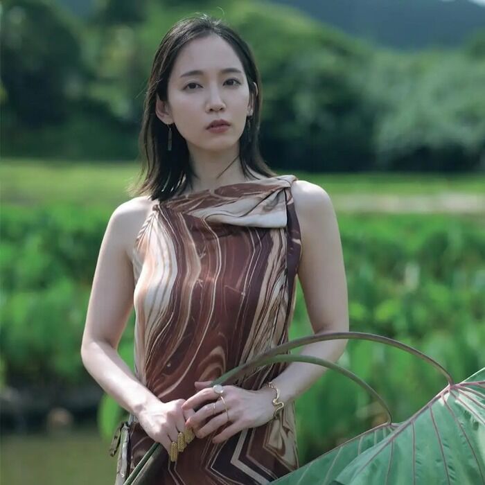 【画像】吉岡里帆さんの舐めたくなるようなエッロいデカ尻ｗｗｗｗｗｗｗ