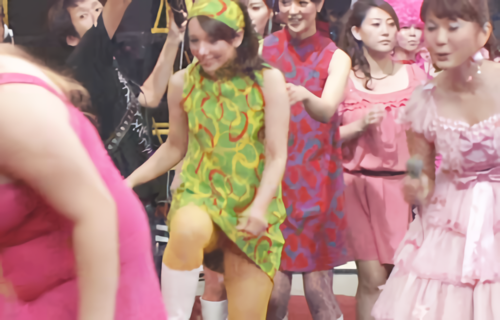 葉山エレーヌのエロエロなパンチラ ２６１００８