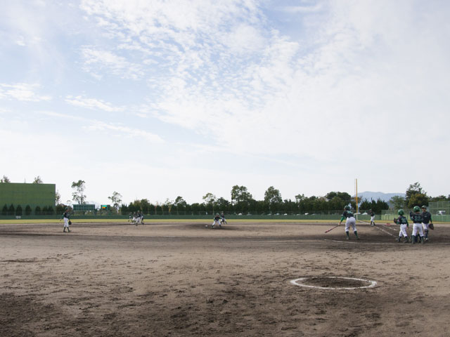 城東グリーンソックスのシートノック