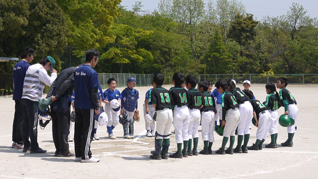 低学年メンバー・両チーム礼