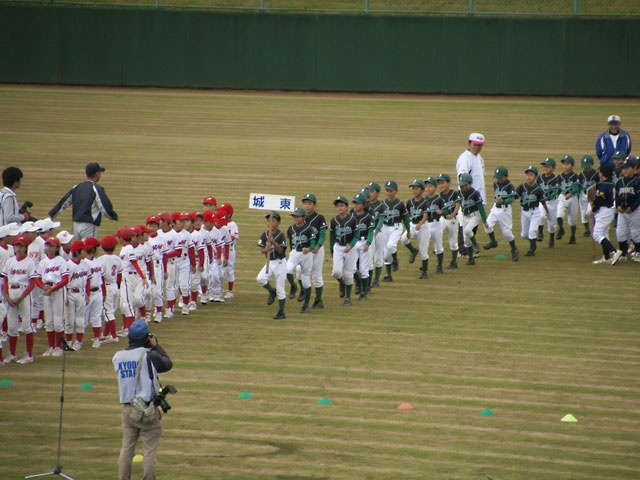 城東グリーンソックスの入場行進開始