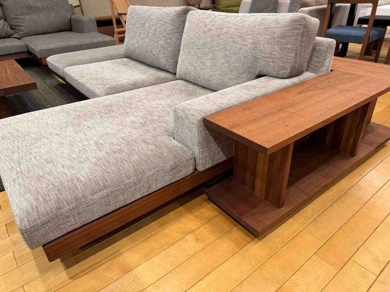 マスターウォール展示品セール】デニッシュソファ : 住賓館(じゅうひん