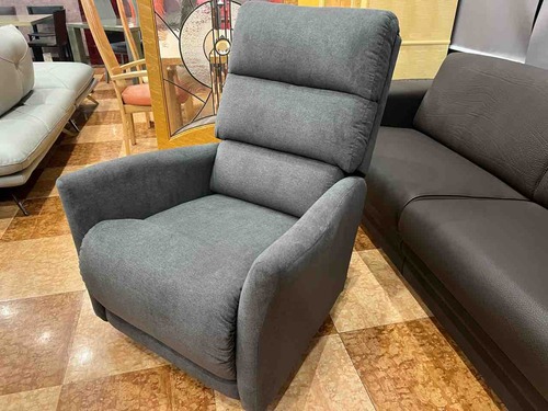 ゆったり仮眠ができるリクライニングソファ・LAZBOY・LA10T-708 : 住