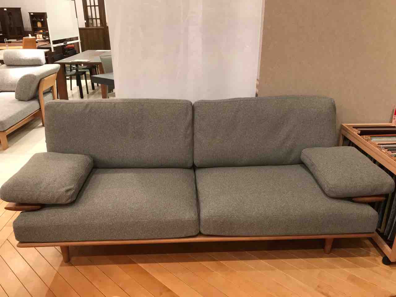 再入荷のご案内】ナチュラルで上品なソファ・Sof(ソフ)再入荷しました