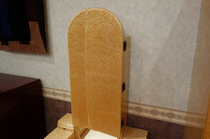 バーズアイメープルミガキ仕様の七分本三面・姿見ドレッサー