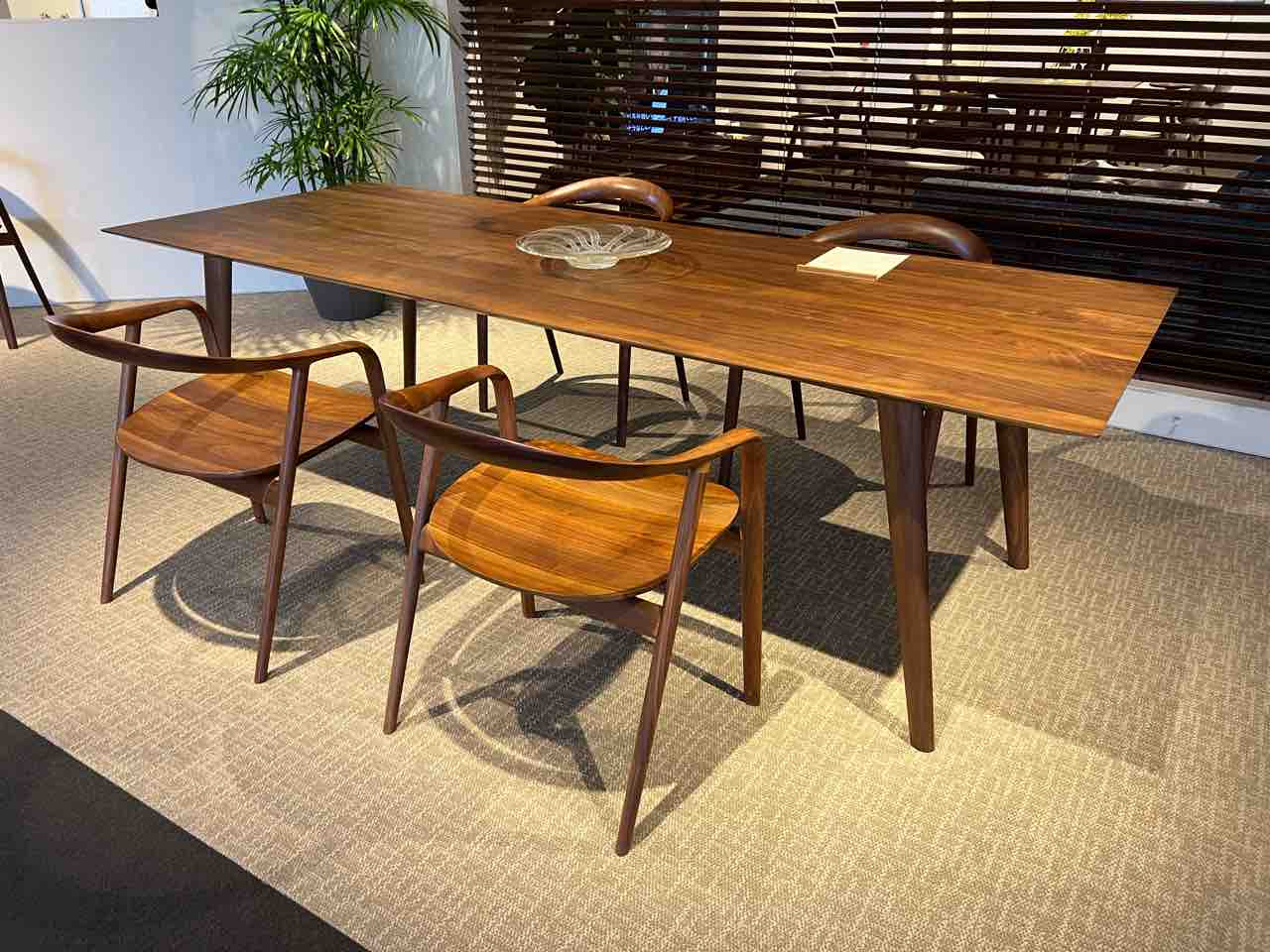 椅子・チェア 【くまい様専用】飛騨産業 木製 アームチェア ダイニング
