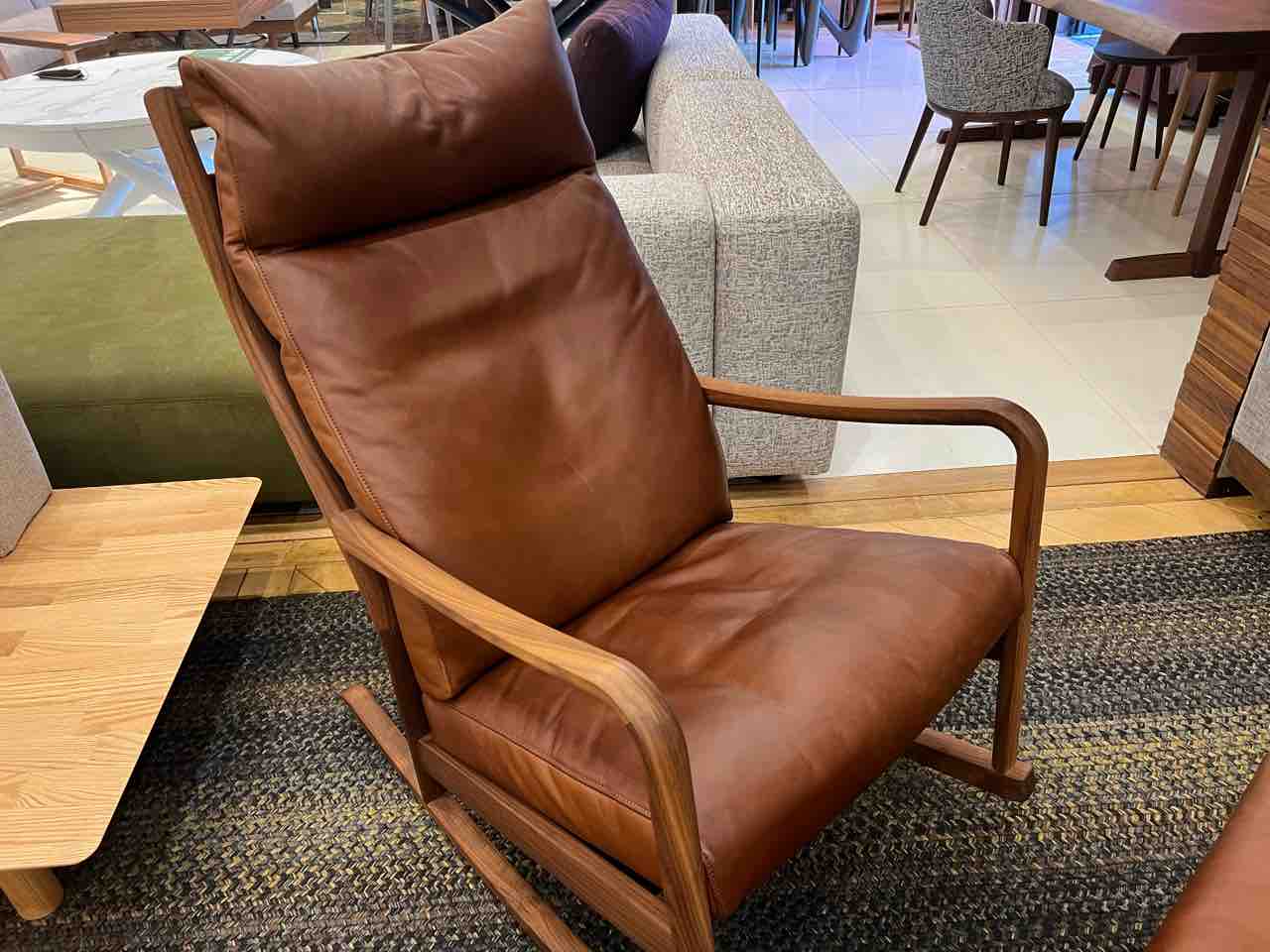 マスターウォールSALE】ブループリントハイバックロッキング