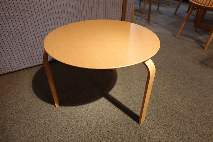 デンマーク Askman Jørgen Møller ビーチ材 ネストテーブル デンマーク・Askmanのネストテーブル/9-211 : 住賓館(じゅうひんかん