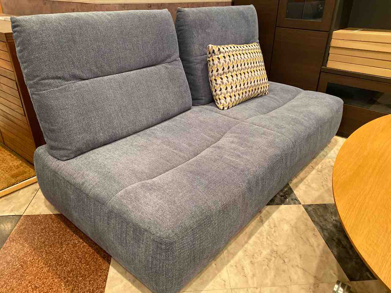 リクライニングローソファ】estic・SPIGAソファLIVIT UP : 住賓館