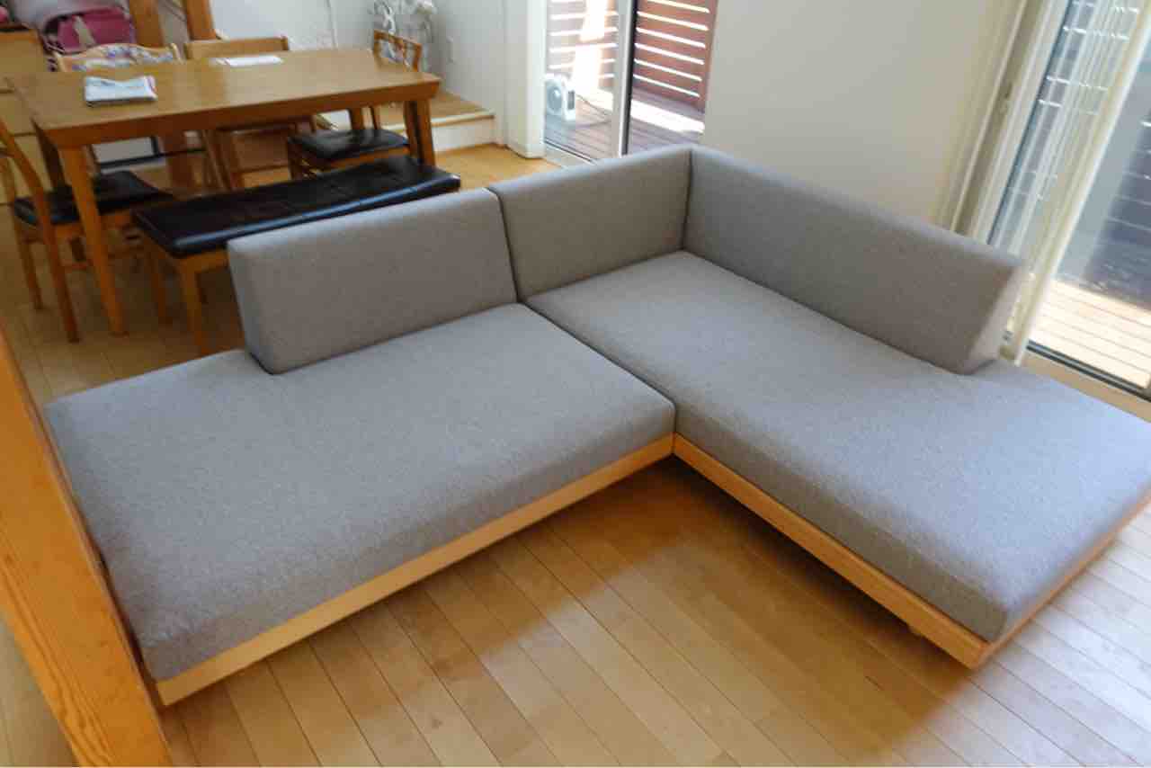 丸亀市にマスターウォール・レイジーデニッシュソファを納品 : 住賓館 