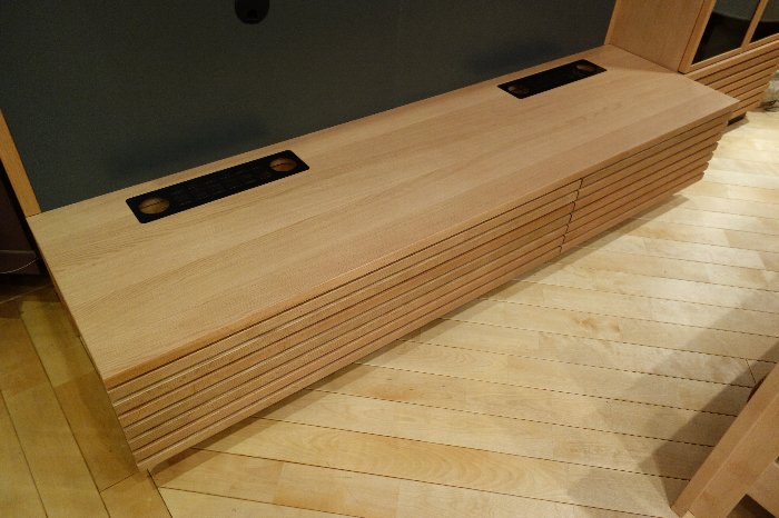 モリタインテリア レッタ テレビボード AVボード ルーバー 北欧スタイル モリタインテリア レッタ テレビボード AVボード ルーバー 北欧