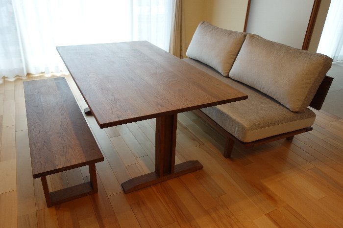 RITZ LOW DINING TABLE(幅140cm × 奥行80cm)の通販 / マスター