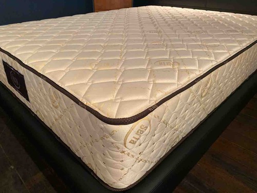 手渡し歓迎　定価25万　美品　serta　ポスチャーベーシック ダブル 手渡し歓迎 定価25万 美品 serta ポスチャーベーシック ダブル