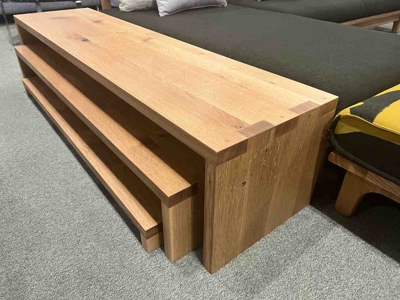 飛騨産業・森のことばソファ・カウチスタイル+ローシェルフ : 住賓館