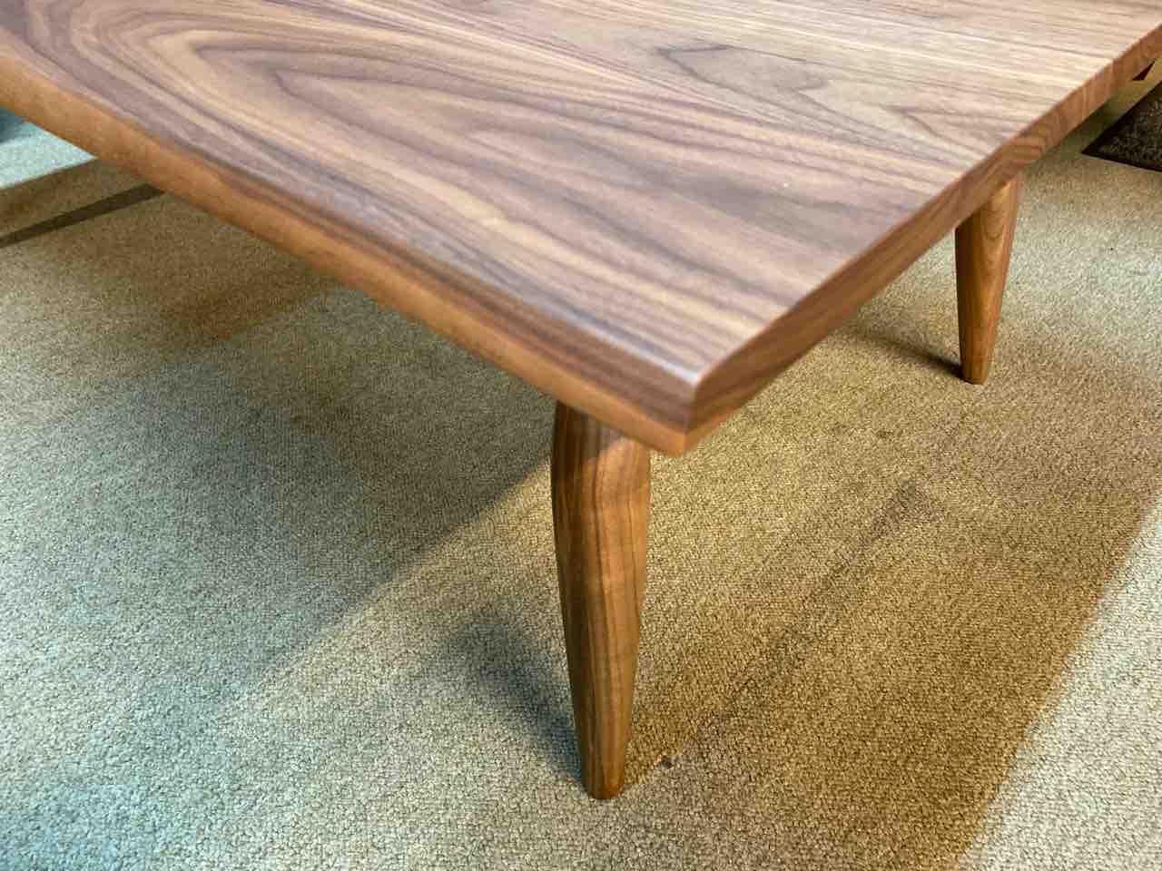 ウォールナット空間にお勧め無垢コタツ】高松辰雄商店・MuKu