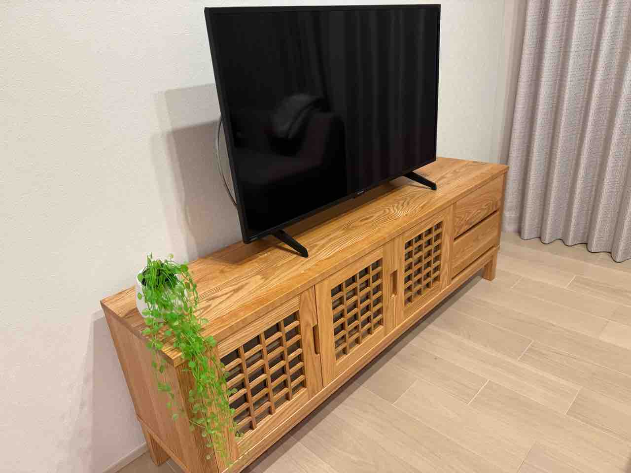 テレビボード　格子扉 フルオーダー仕様・格子扉テレビボード納品 : 住賓館(じゅうひんかん