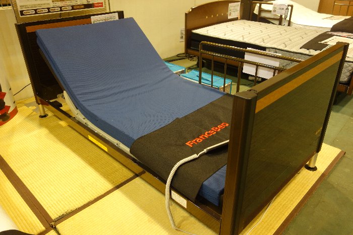 フランスベッドの超低床フロアーベッド Fl 1402 住賓館 じゅうひんかん ブログ