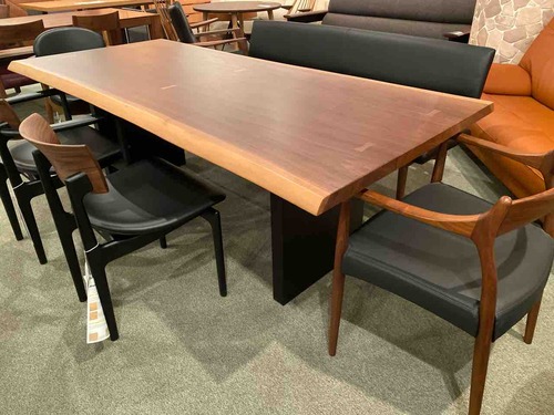 柏木工・プレミアムテーブルを特別価格販売 : 住賓館(じゅうひんかん