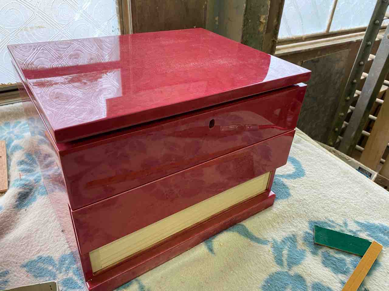 徳島県のモリカネ本社でジュエリーチェストの打ち合わせ : 住賓館