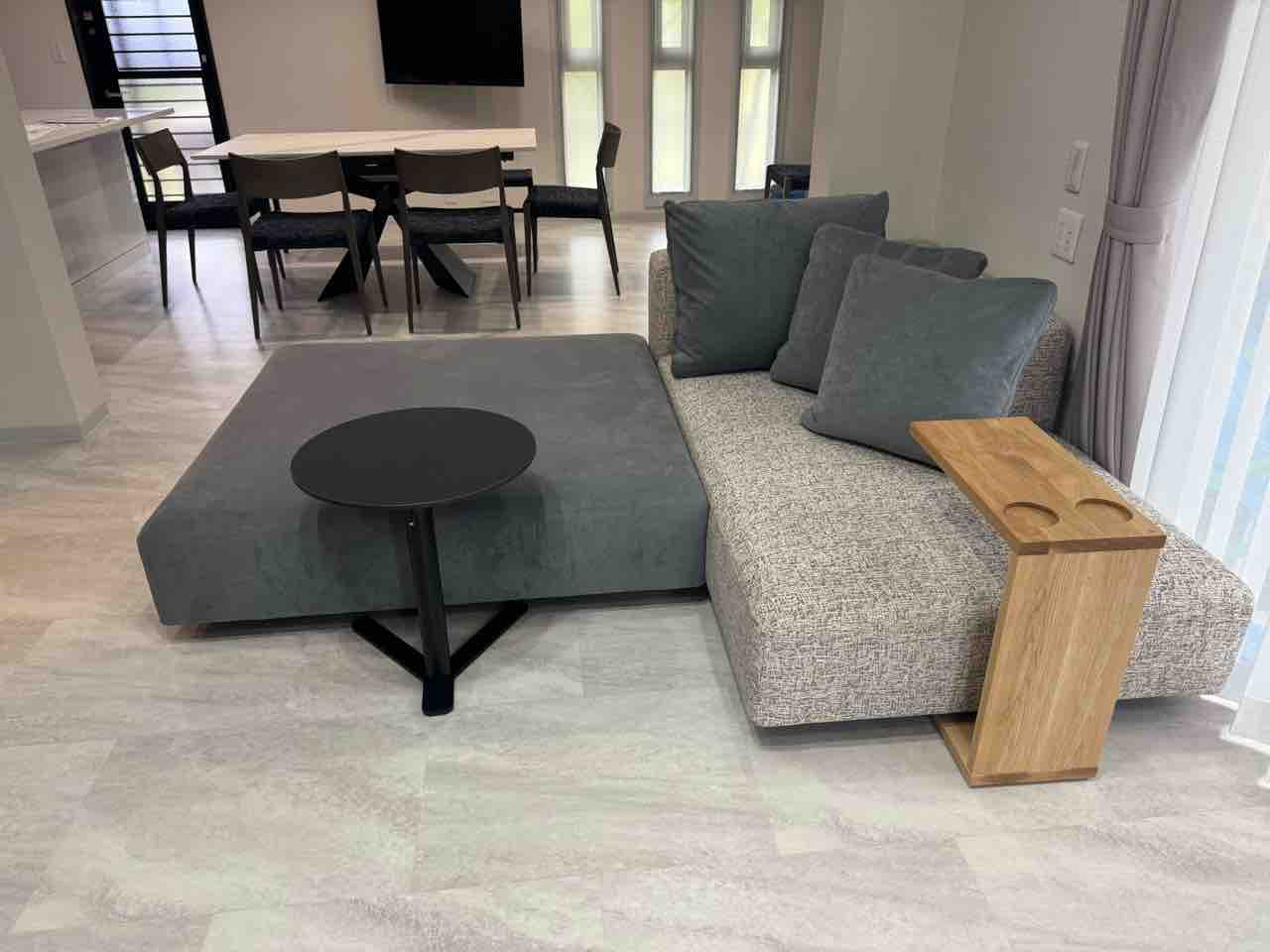 2019年製 バッククッション付 マスターウォール コンポジットソファ 2019年製 バッククッション付 マスターウォール コンポジットソファ