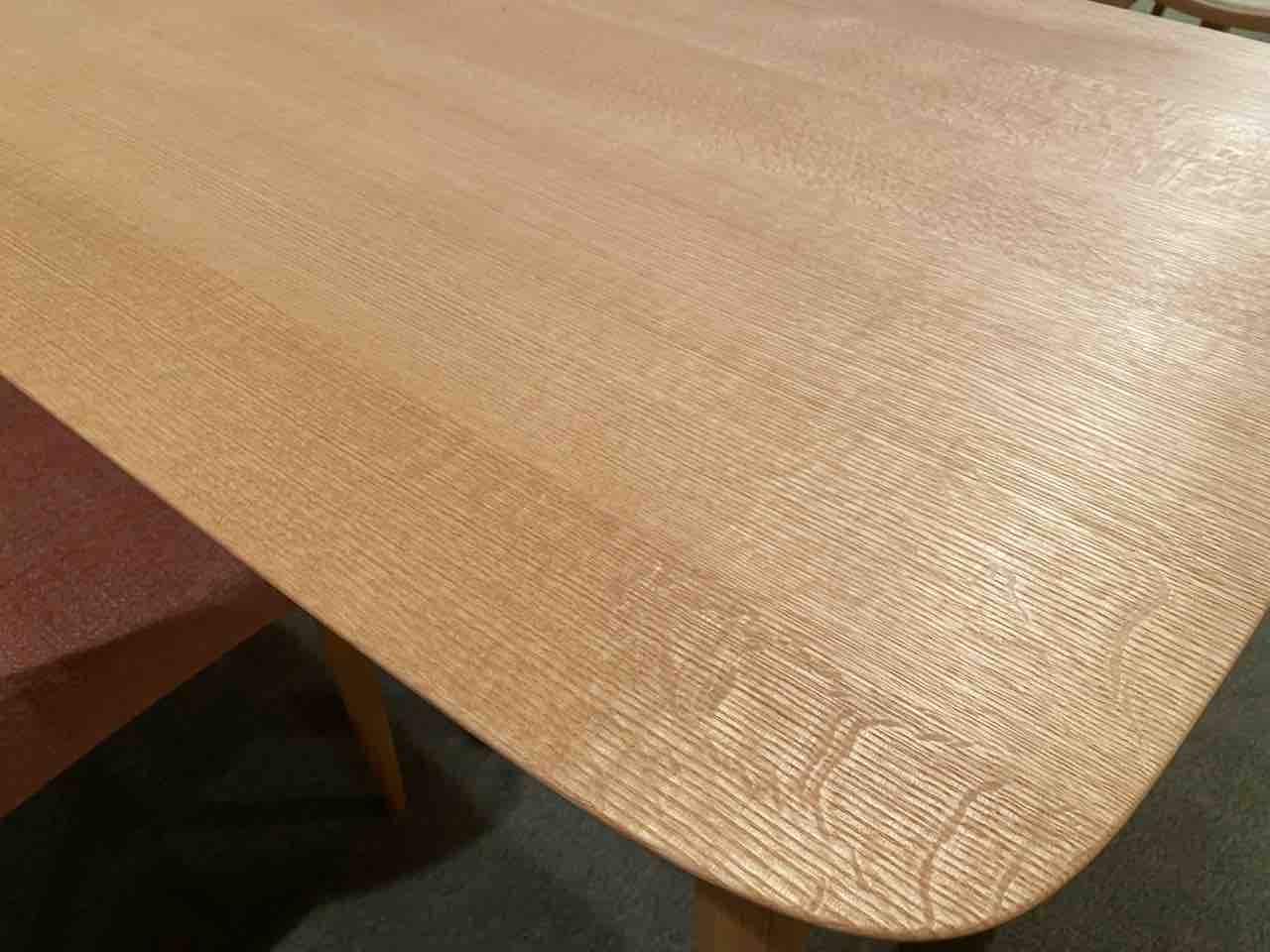 柏木工・オイル仕上げのRitダイニングテーブル : 住賓館(じゅうひん