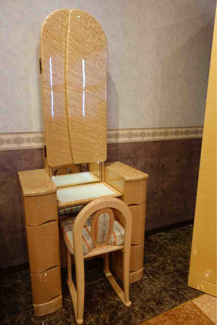 メカニカル 大塚家具 バーズアイメープル 3面鏡ドレッサー