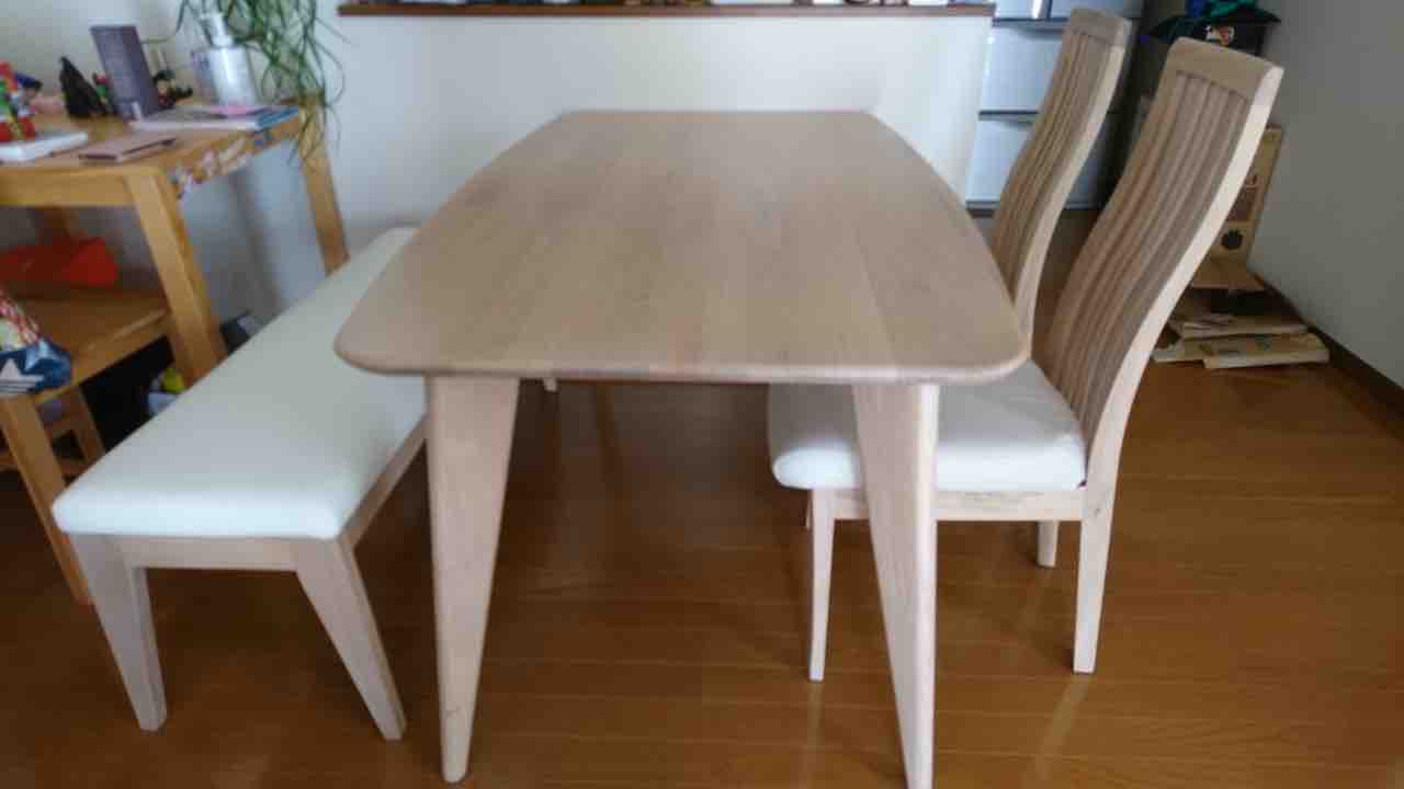 丸亀市にシギヤマ・ダイニングセット・クロスタイムを納品 : 住賓館 