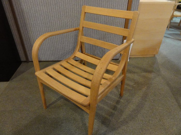 軽い椅子】飛騨産業のL-Chair ・SD260AN : 住賓館(じゅうひんかん)ブログ