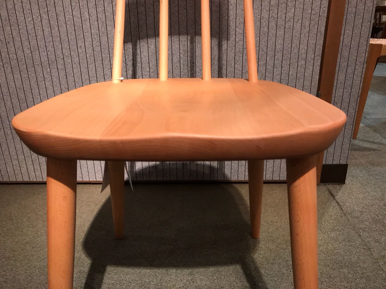 コンパクトなダイニングセット TUGUMI(ツグミ) 飛騨産業 : 住賓館