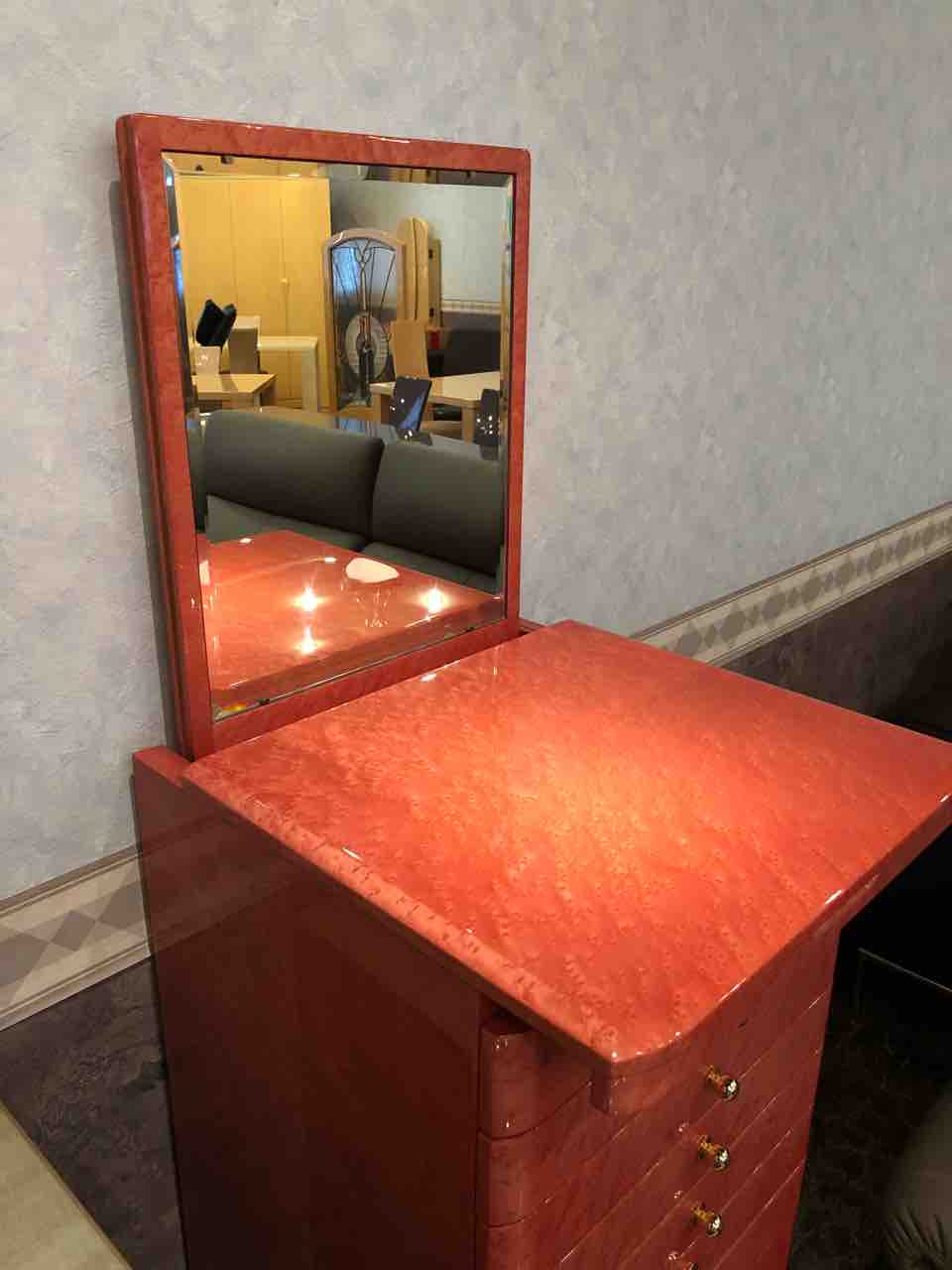 バーズアイメープルミガキ仕様のジュエリーチェスト・フロマージュが