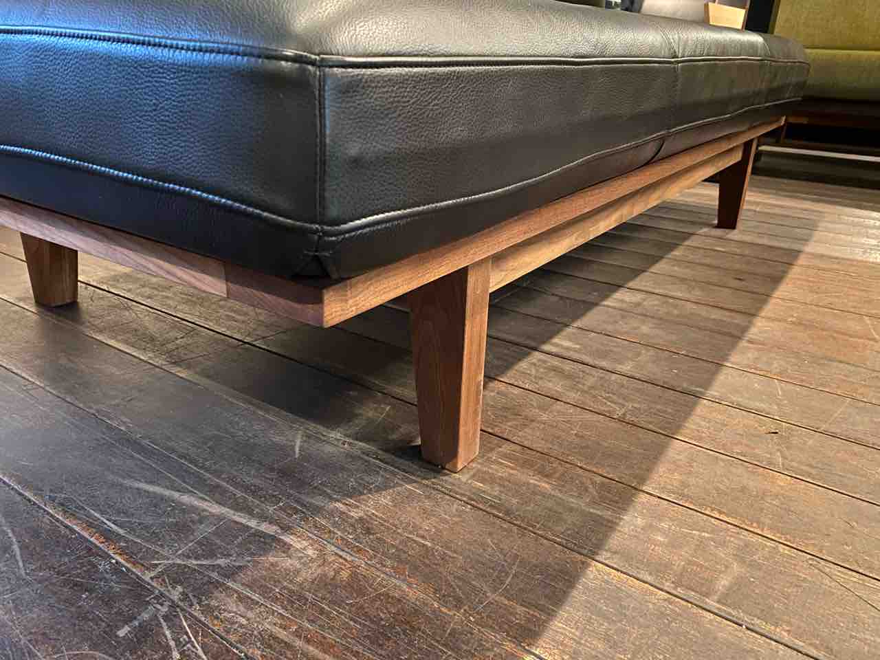 マスターウォール（MasterWaL）LDソファ・RITZ : 住賓館(じゅうひん