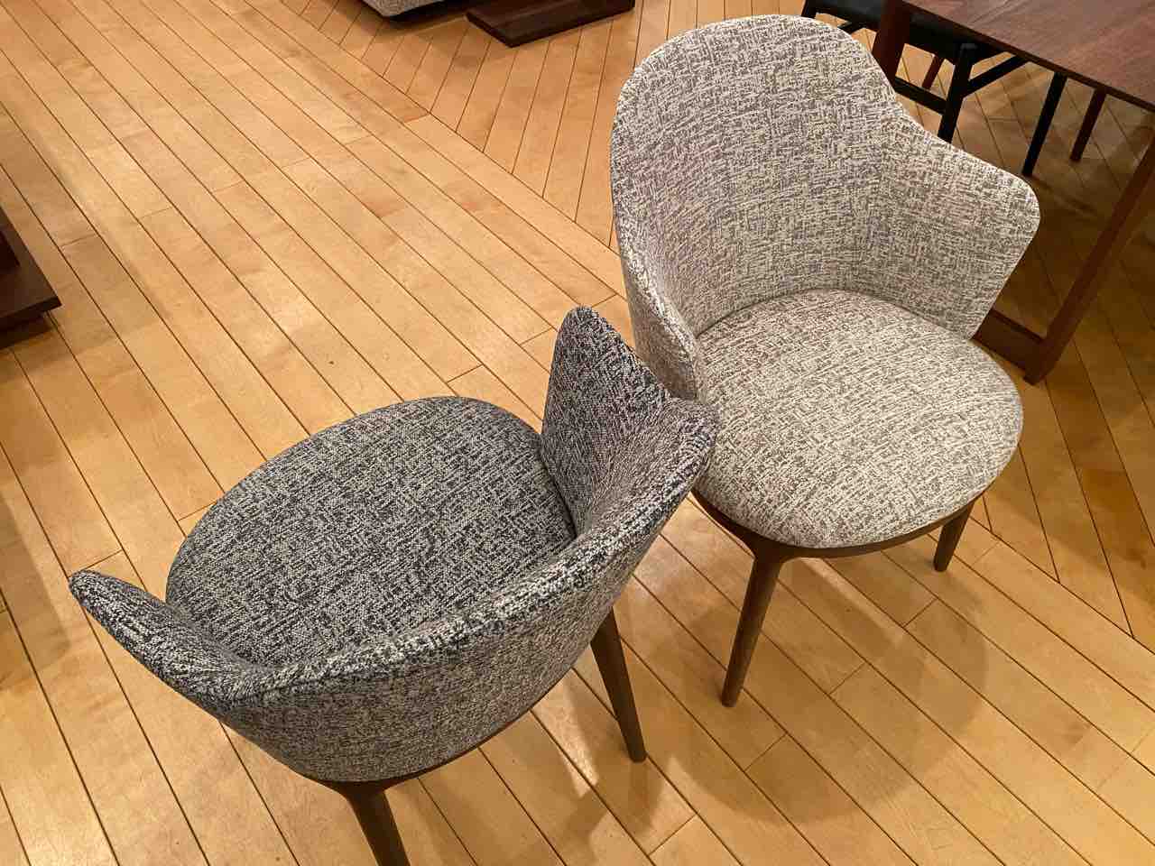 マスターウォール・ダイニングチェアUC9 : 住賓館(じゅうひんかん)ブログ