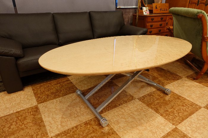 バーズアイメープルミガキ仕様のオリジナル昇降テーブルが再入荷 : 住