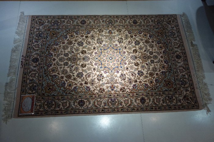 最高級で最も洗練されたイスファハン絨毯/size163x110cm。.top1。